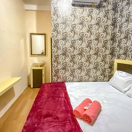 Tini'S Guest House Malang Mitra Reddoorz Bagian luar foto